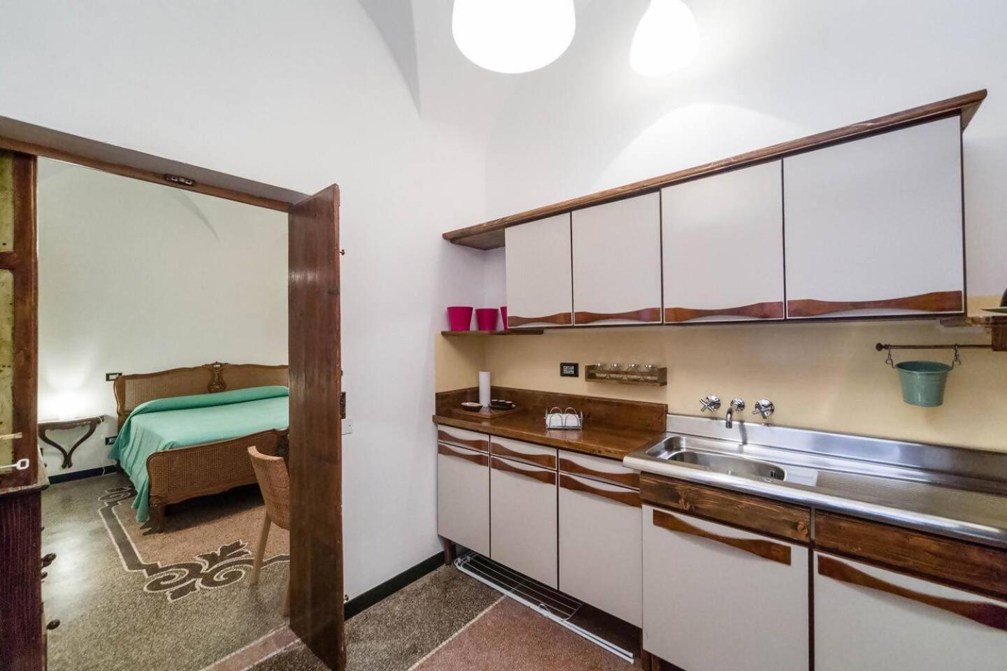 Lovingenoa Old Stone Apartment Екстериор снимка