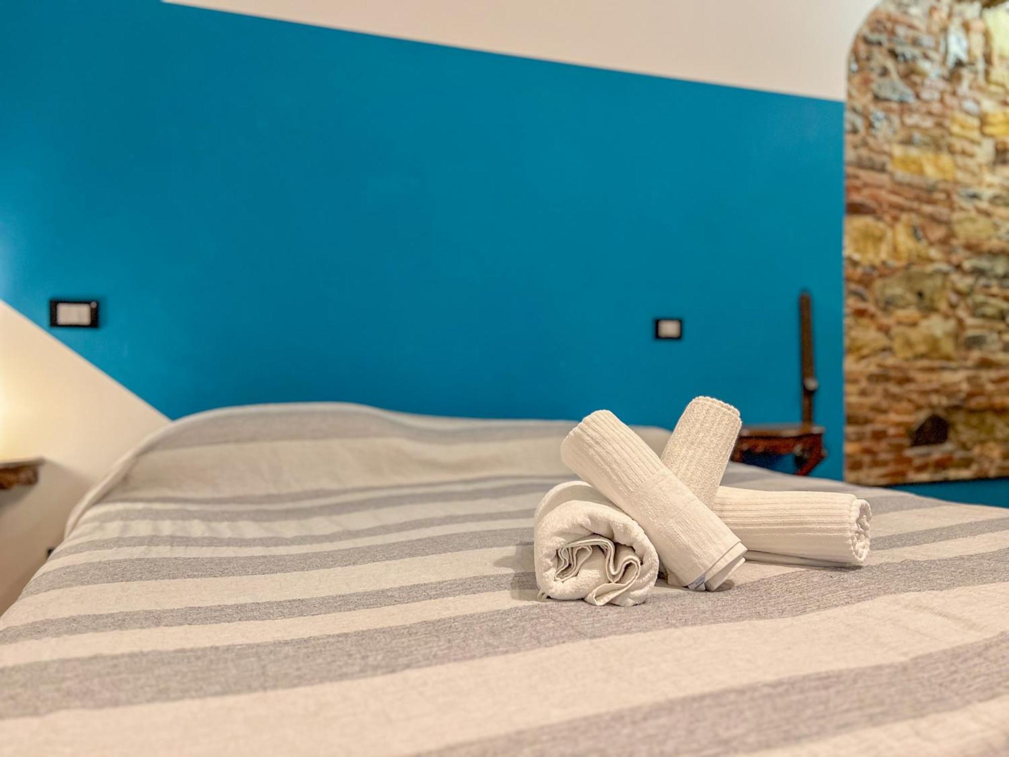 Lovingenoa Old Stone Apartment Екстериор снимка